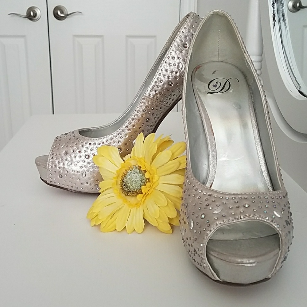 Women's sparkle peeptoe heels
